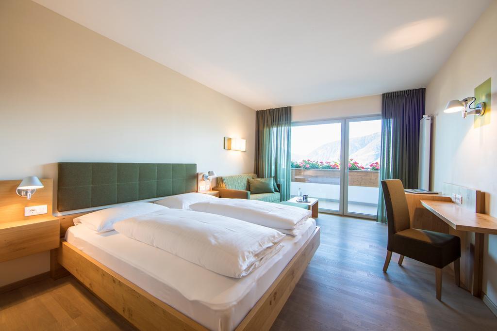 Hilburger Hotel Schenna Buitenkant foto